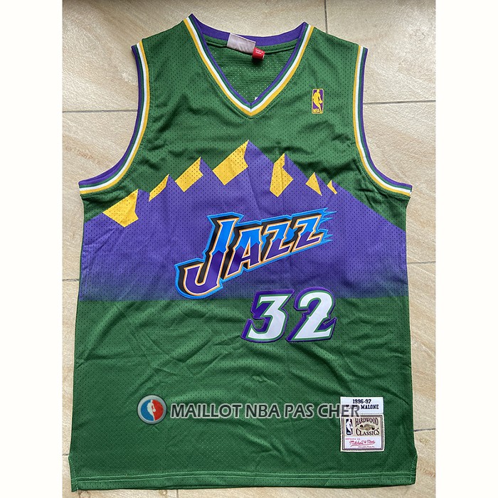 Maillot Utah Jazz Karl Malone NO 32 Mitchell & Ness 1996-97 Vert